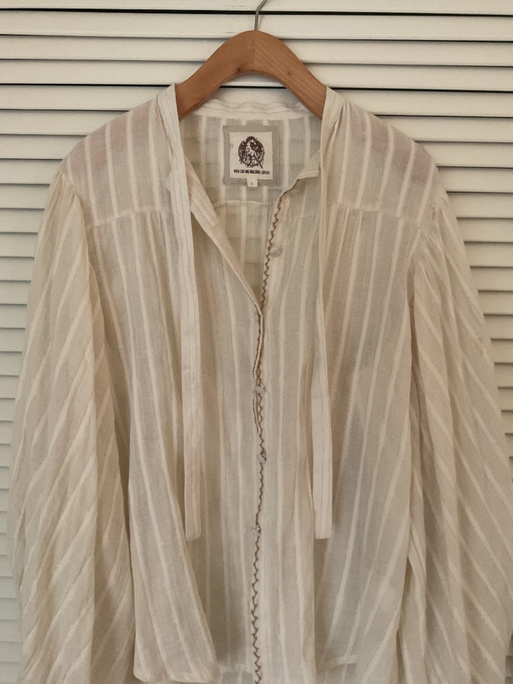 Chasing Unicorns Til Morning Comes Blouse Cream/Gold S - Picture 4 of 5